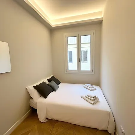 Giulia'S Corner Apartment Rome Exterior photo